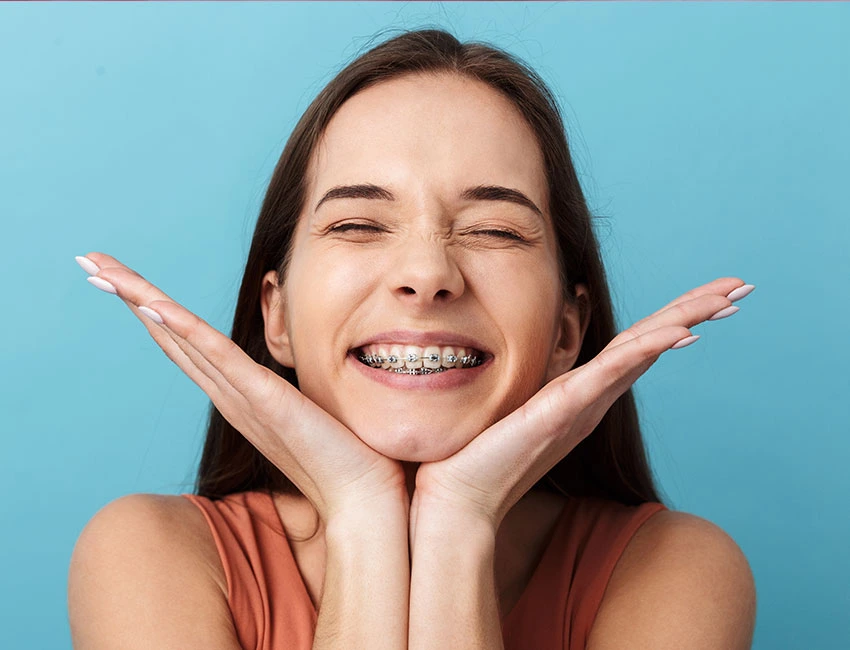 othodontics-braces-happy